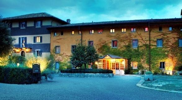 Albergo L'Ostelliere - Villa Sparina Resort Гави Екстериор снимка
